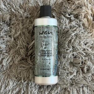 WEN Light Cleansing Conditioner
